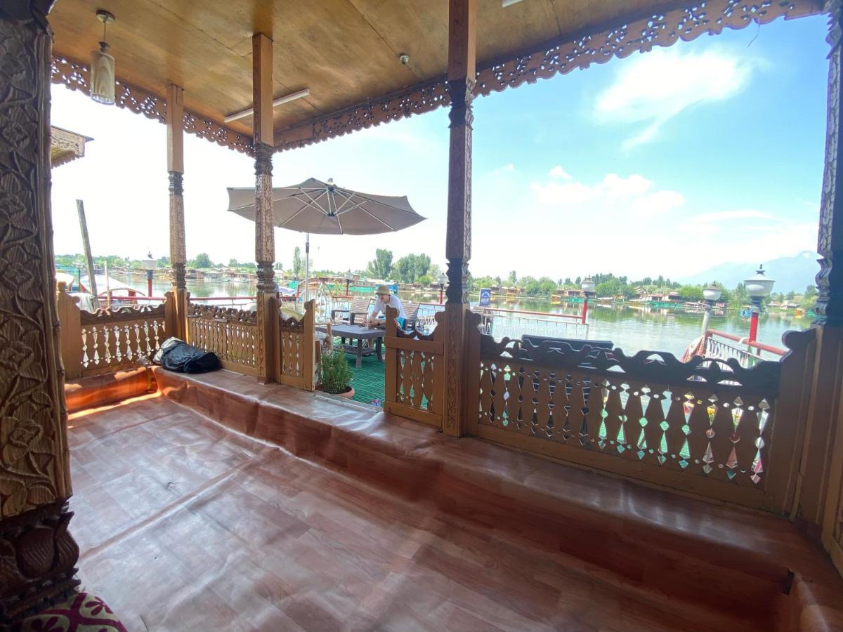 Lake Palace Group Of House Boats Srīnagar 外观 照片